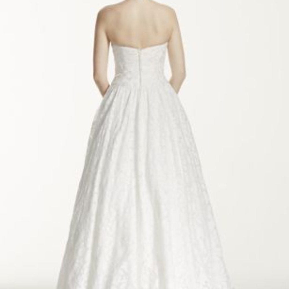 David's Bridal Galina Ballgown Wedding Dress. Sz 4. Soft White - Picture 5 of 5